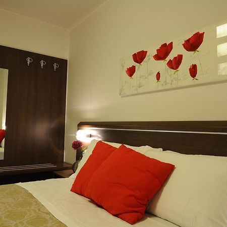 Albergo Leon Bianco Gonàrs エクステリア 写真