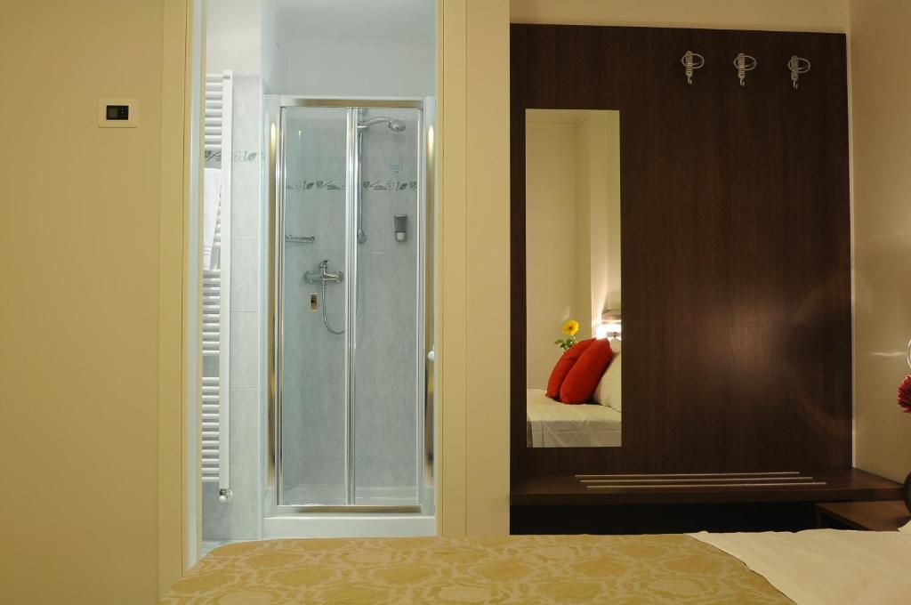 Albergo Leon Bianco Gonàrs エクステリア 写真